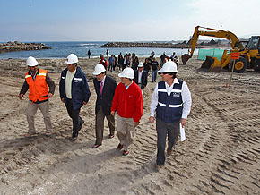 Inspeccionan rápido avance en trabajos de playa Trocadero en Antofagasta