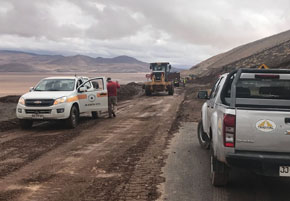 Dirección de Vialidad despeja y habilita Ruta 21CH tras cortes por lluvia en Provincia del Loa