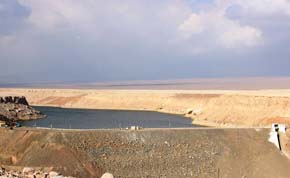 MOP ejecuta conservación en embalse Conchi