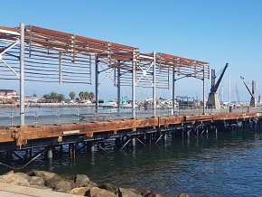 MOP realizó limpieza de Muelle Histórico de Antofagasta tras quemas sobre la estructura