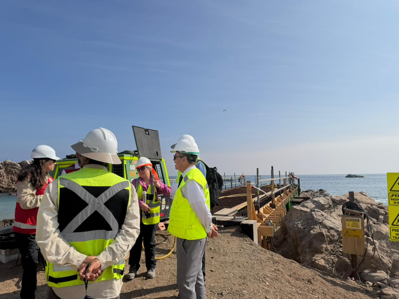 Seremi del MOP, José Fuentes, constata 50% de avance en nueva infraestructura portuaria de Caleta Hornitos